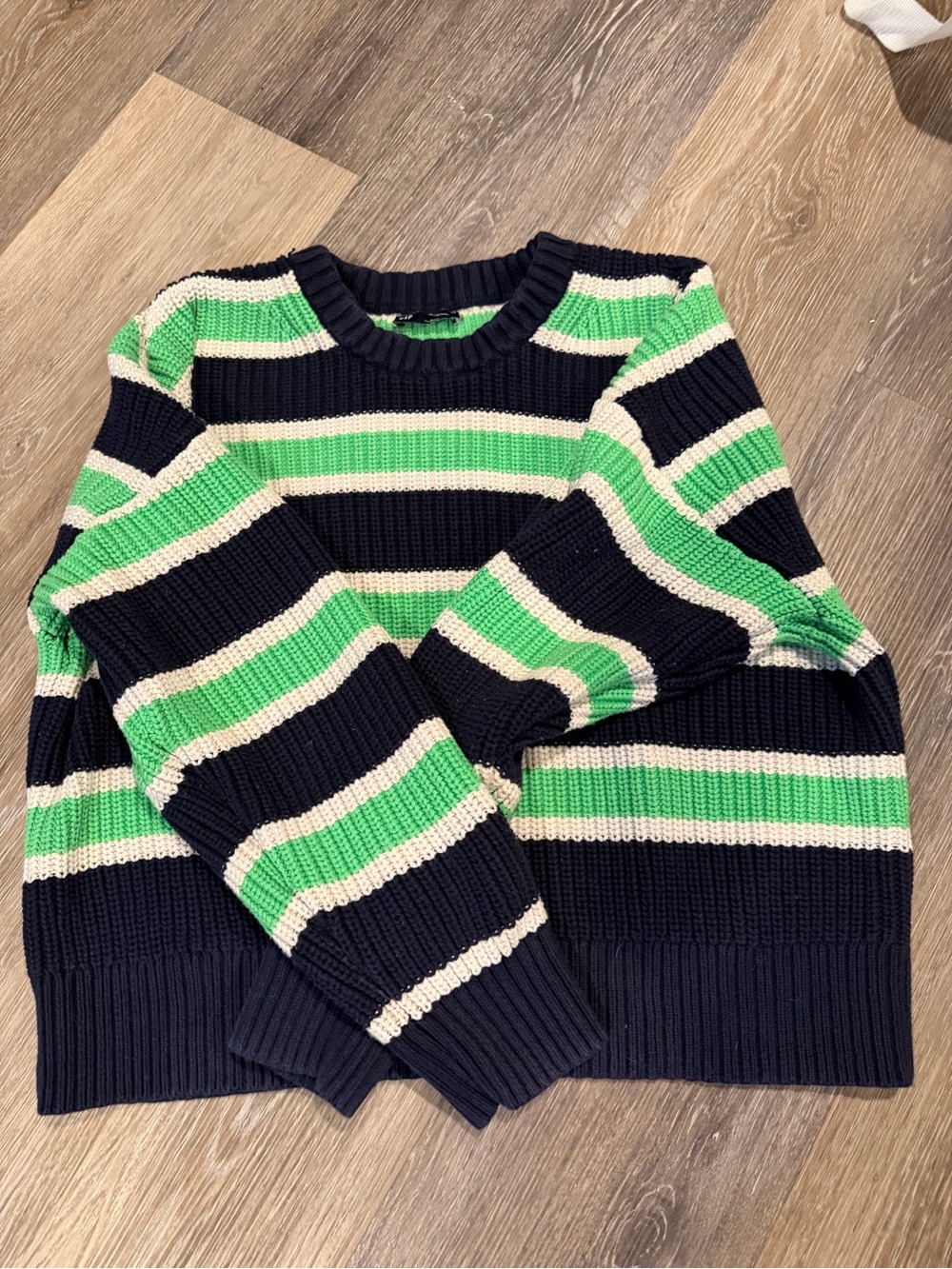 Sweater Subcategory Identification - Picture 3 of 3